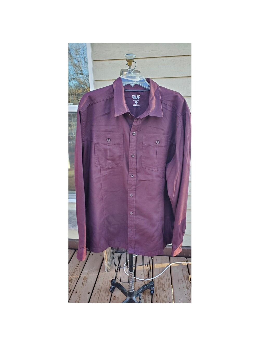 Mountain Hardwear Long Sleeve Button Up Shirt Men's XL Burgundy Polyester